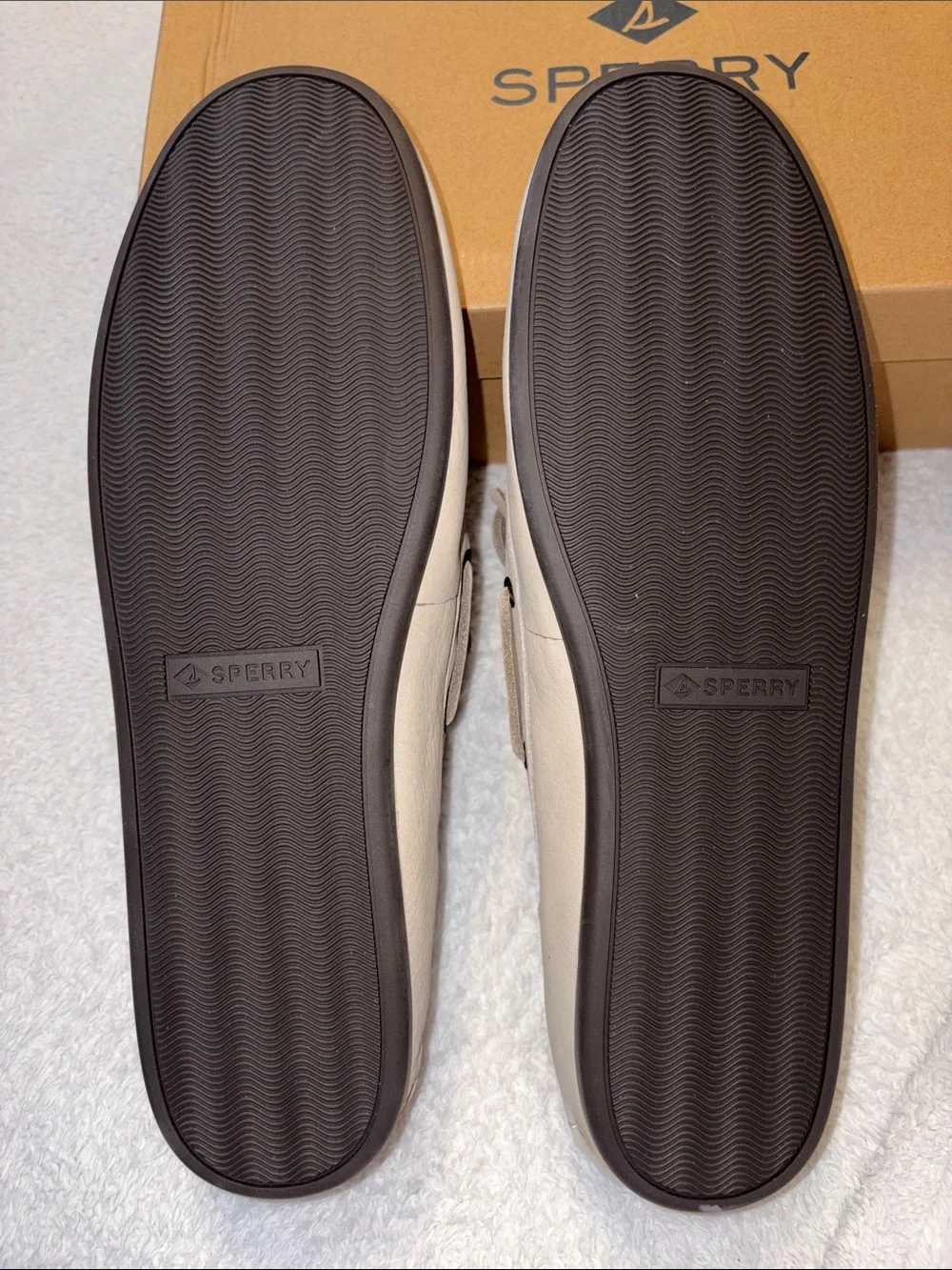 Sperry Men's Slim Boat Beige Leather Shoes